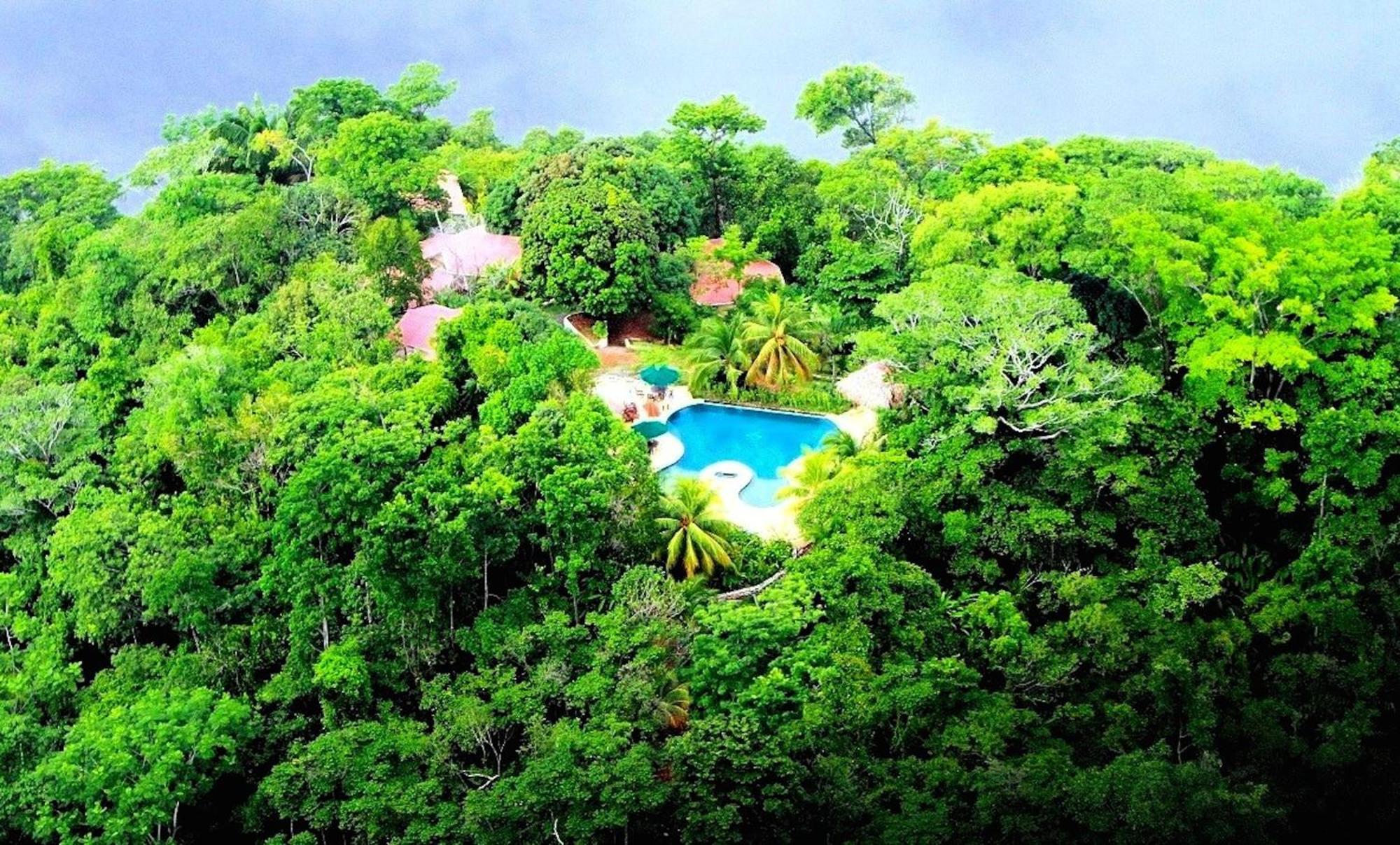 Lagunavista Villas Carate Buitenkant foto