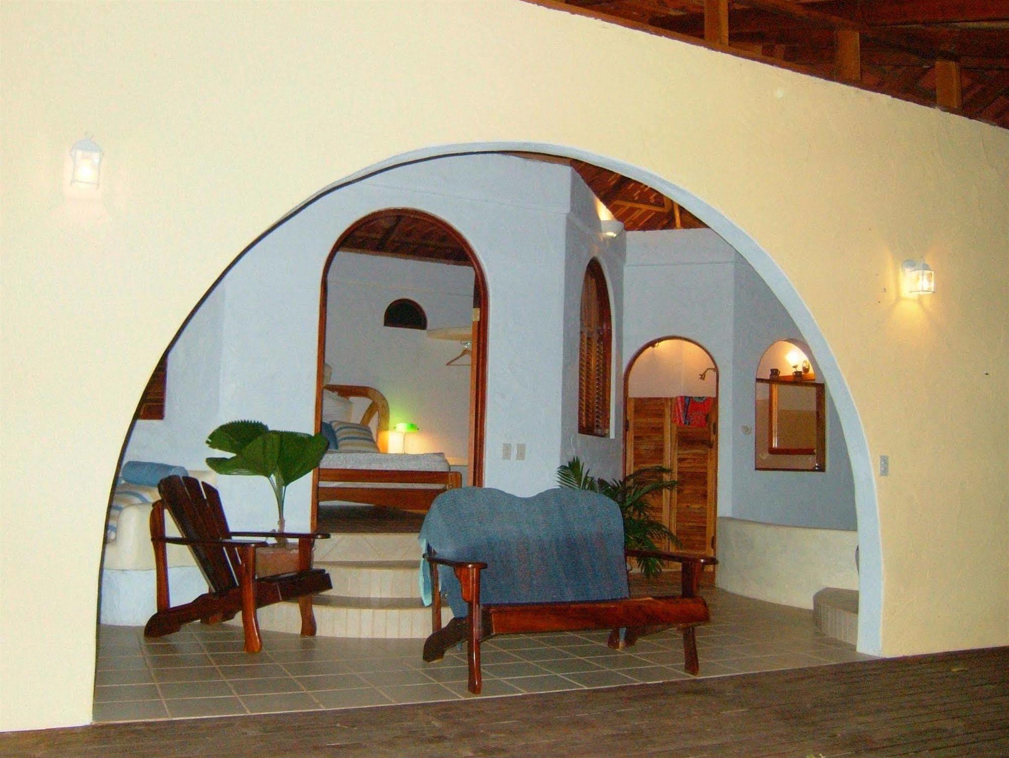 Lagunavista Villas Carate Buitenkant foto